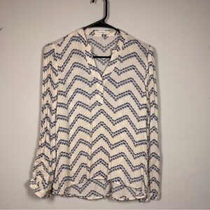 Blu Pepper Cream and Blue Patterned Blouse
